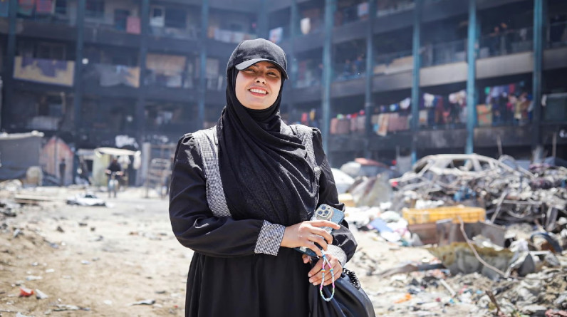 «إذا متُّ.. أريد موتًا صاخبًا»: الاحتلال يقتل الصحفية فاطمة حسونة في غزة